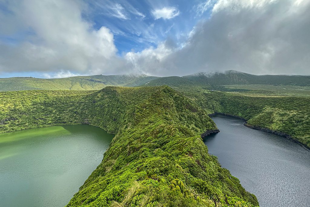 Die Azoren - Flores Lagoa Comprida und Lagoa Negra